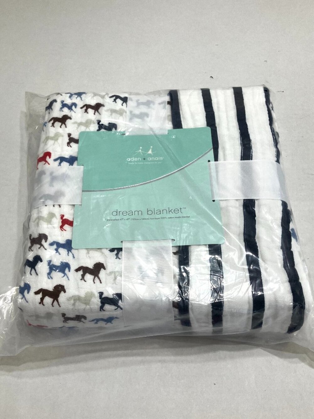 NWT aden + anais 100% Cotton Muslin Dream Blanket